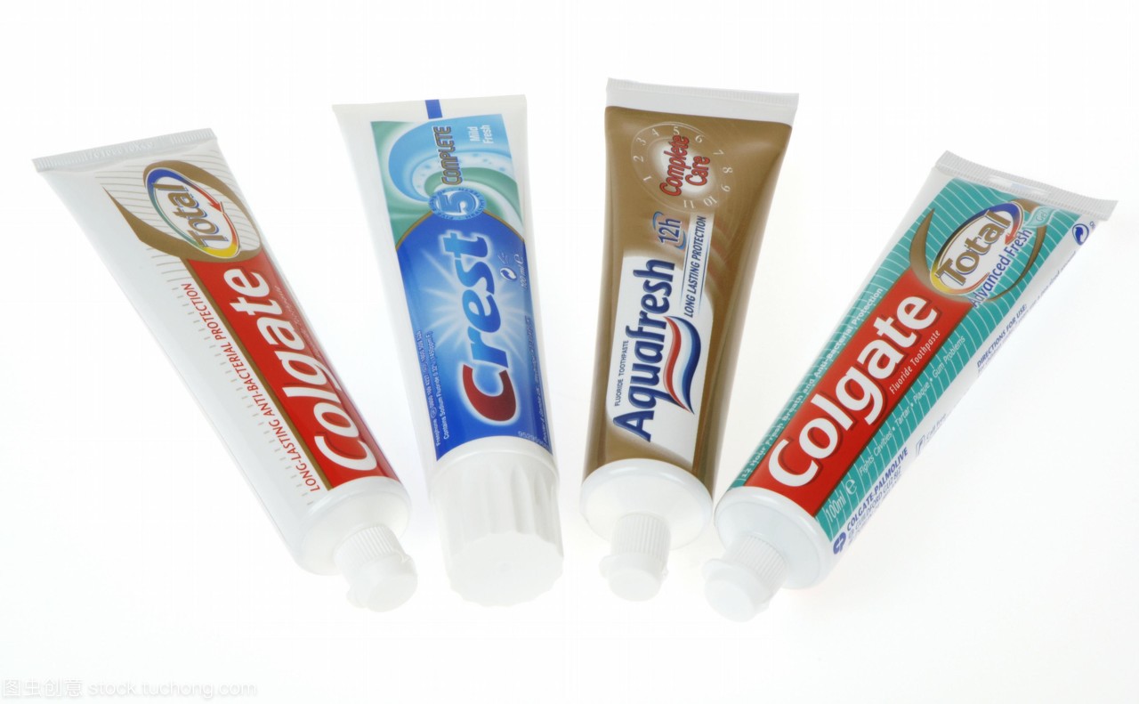 L'étanchéité du tube de dentifrice par ultrasons est simple et efficace